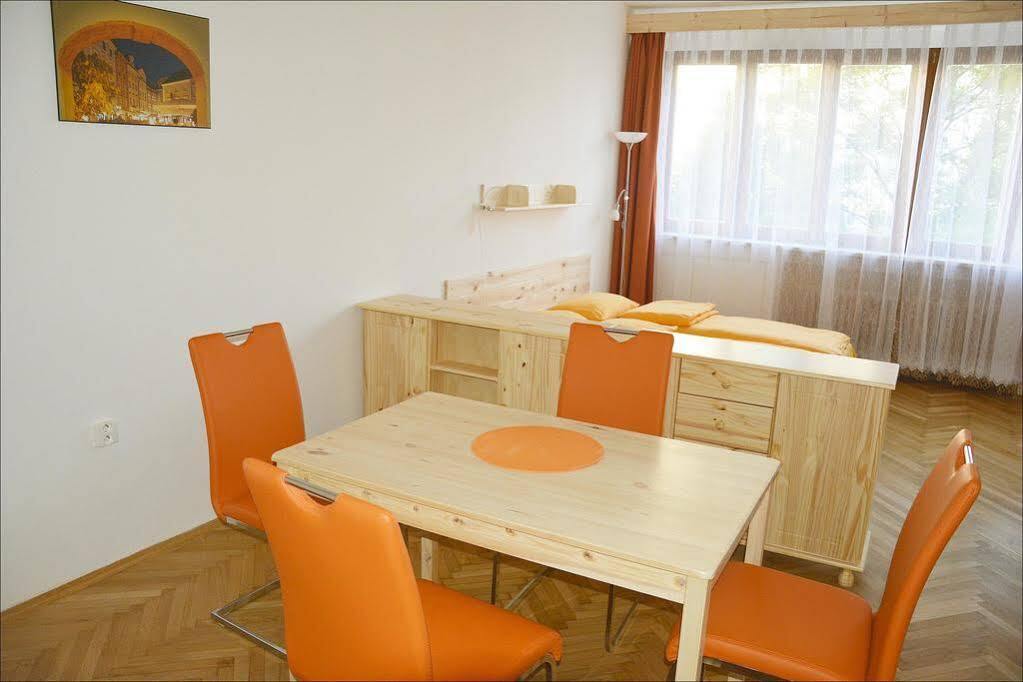 Apartmany Machek Πράγα Εξωτερικό φωτογραφία